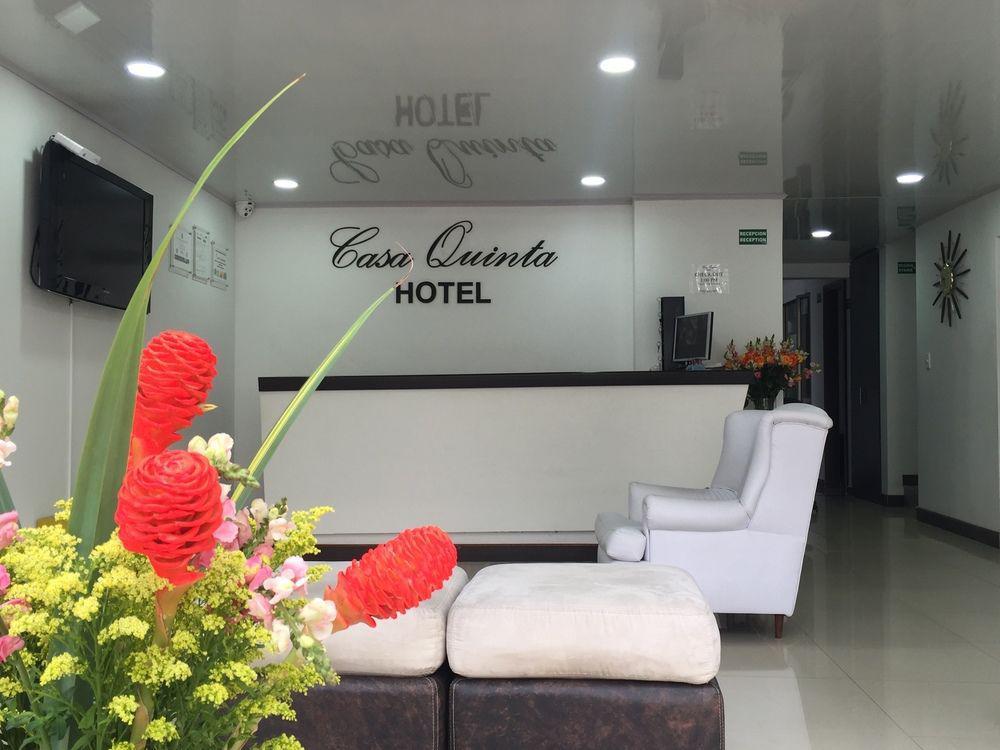 Hotel Casa Quinta Embajada โบโกตา ภายนอก รูปภาพ