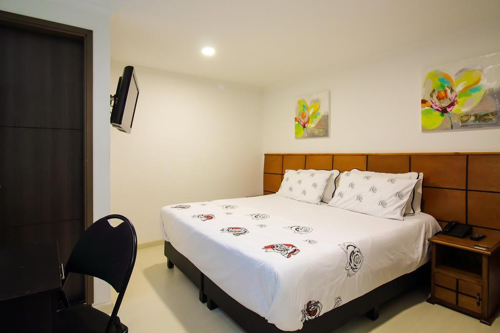 Hotel Casa Quinta Embajada โบโกตา ภายนอก รูปภาพ